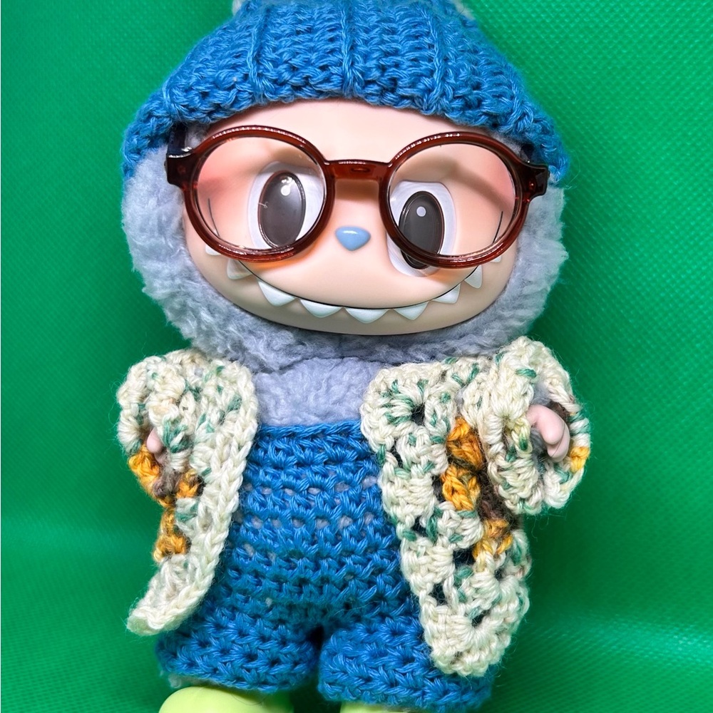 Handmade Labubu Outfit (clothes only)